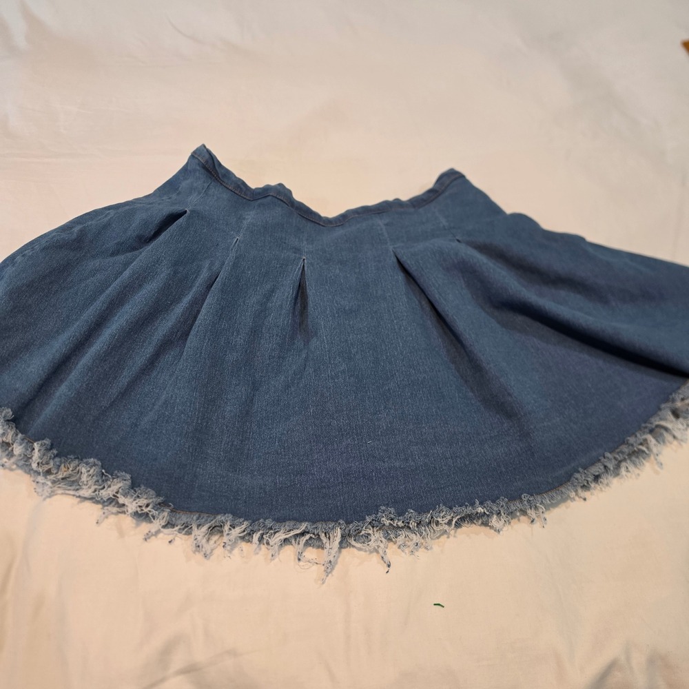 Daisy Denim Mini Skirt Womens 3X Blue Excellent Pleated Frayed Hem Zipper